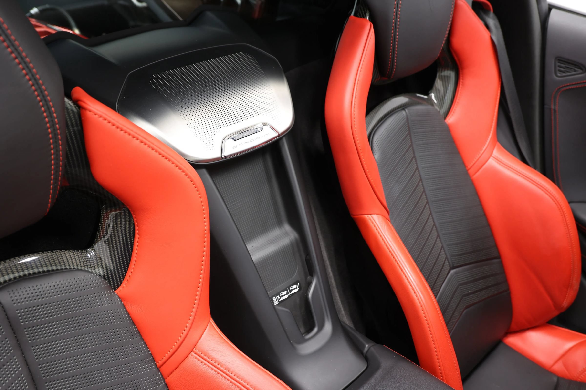 Used 2020 Chevrolet Corvette Stingray Preferred Cpe w/ 2LT Preferred Equipment Group RWD image 85