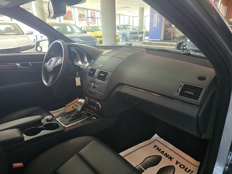 Used 2010 Mercedes-Benz C 300 Sedan w/ Multimedia Pkg image 13