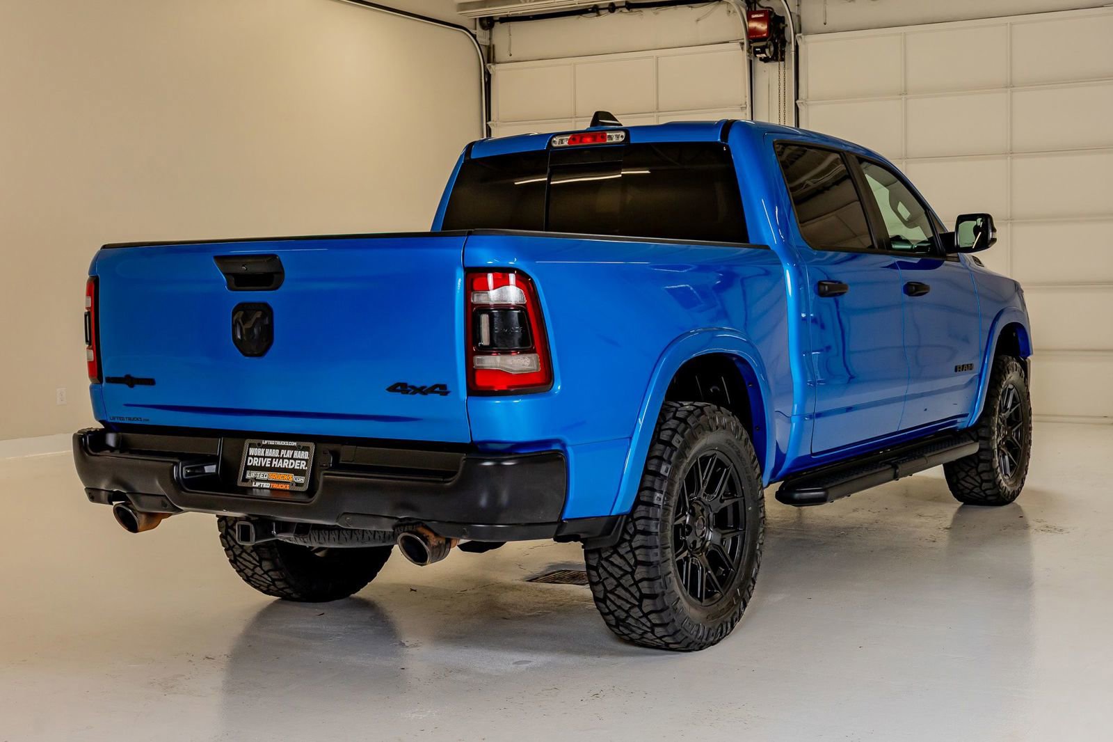 Used 2023 RAM 1500 Lone Star AWD/4WD image 10