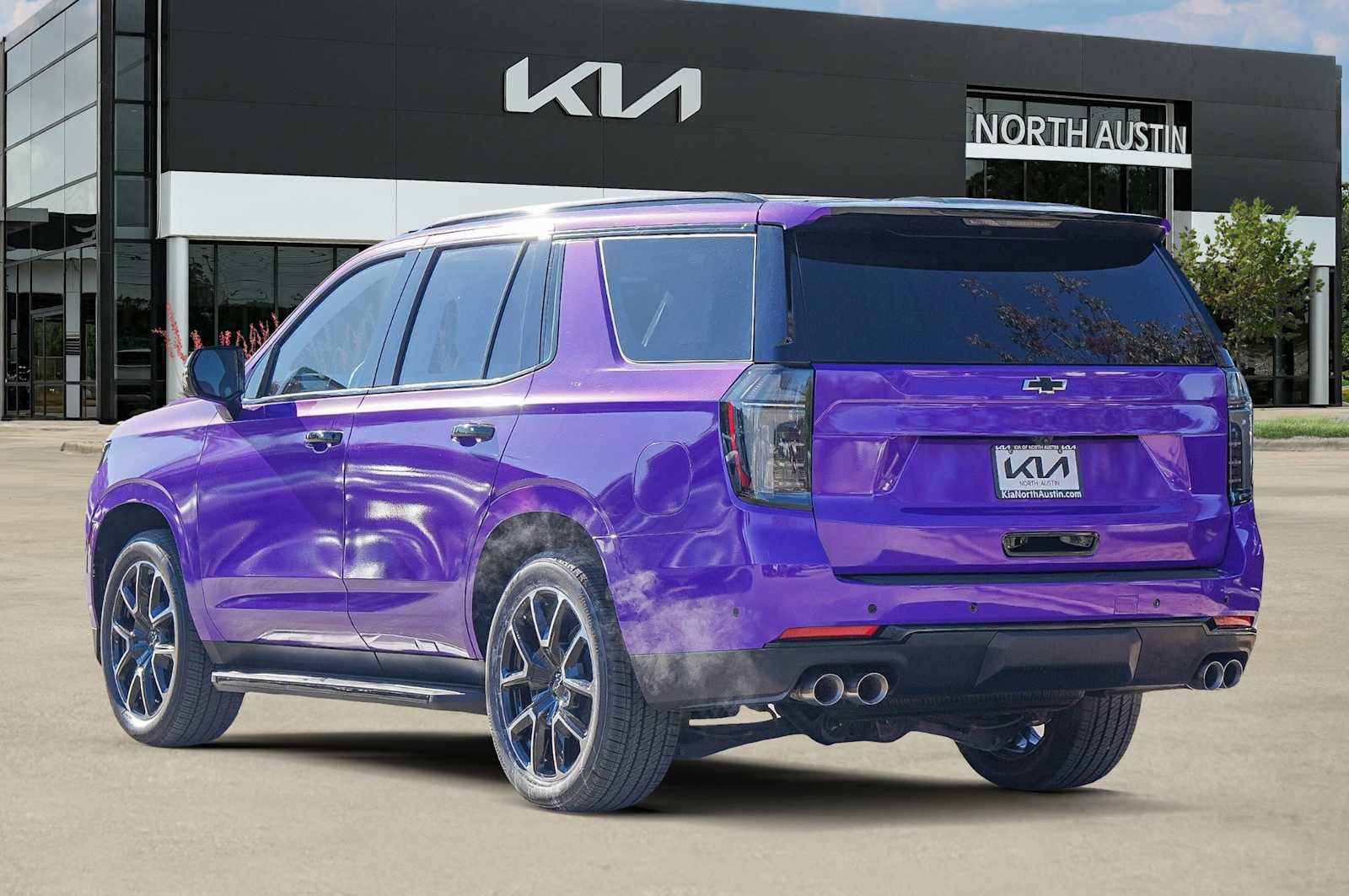 Used 2025 Chevrolet Tahoe RST w/ RST Capability Package image 5