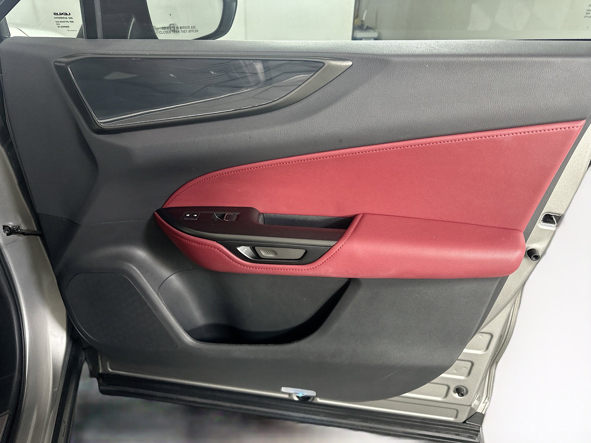 Used 2025 Lexus NX 250 FWD w/ Cold Area Package image 33