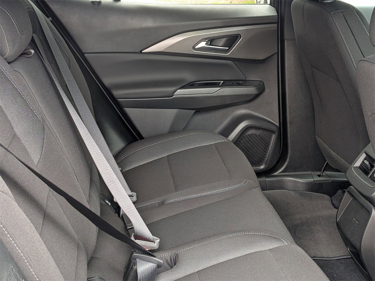 New 2026 Chevrolet Equinox EV LT image 23