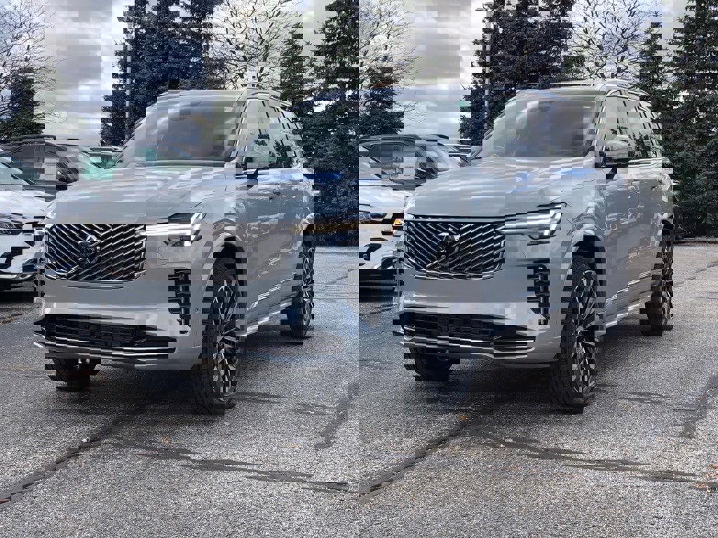 New 2026 Volvo XC90 B6 Ultra w/ Protection Package image 3