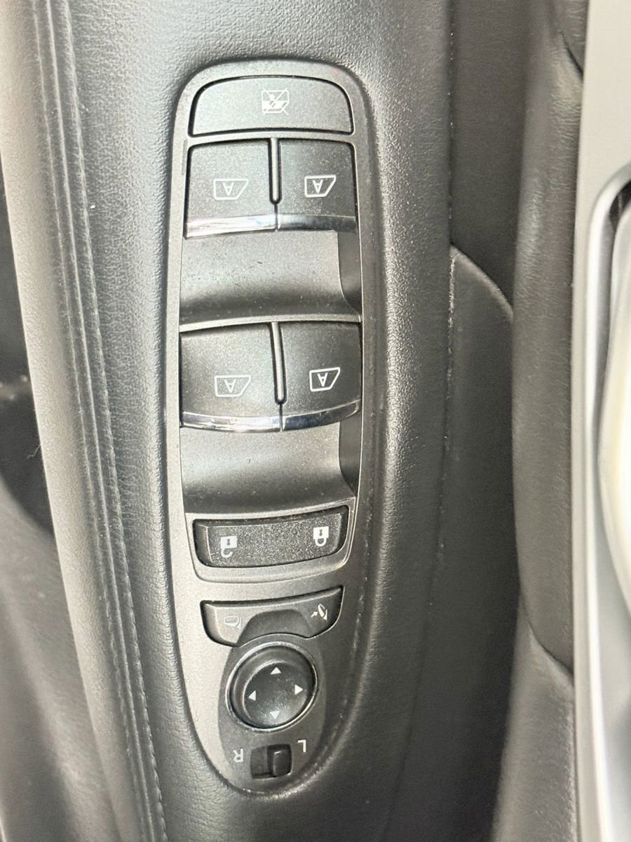 Used 2013 INFINITI M37 w/ Premium Pkg RWD image 24