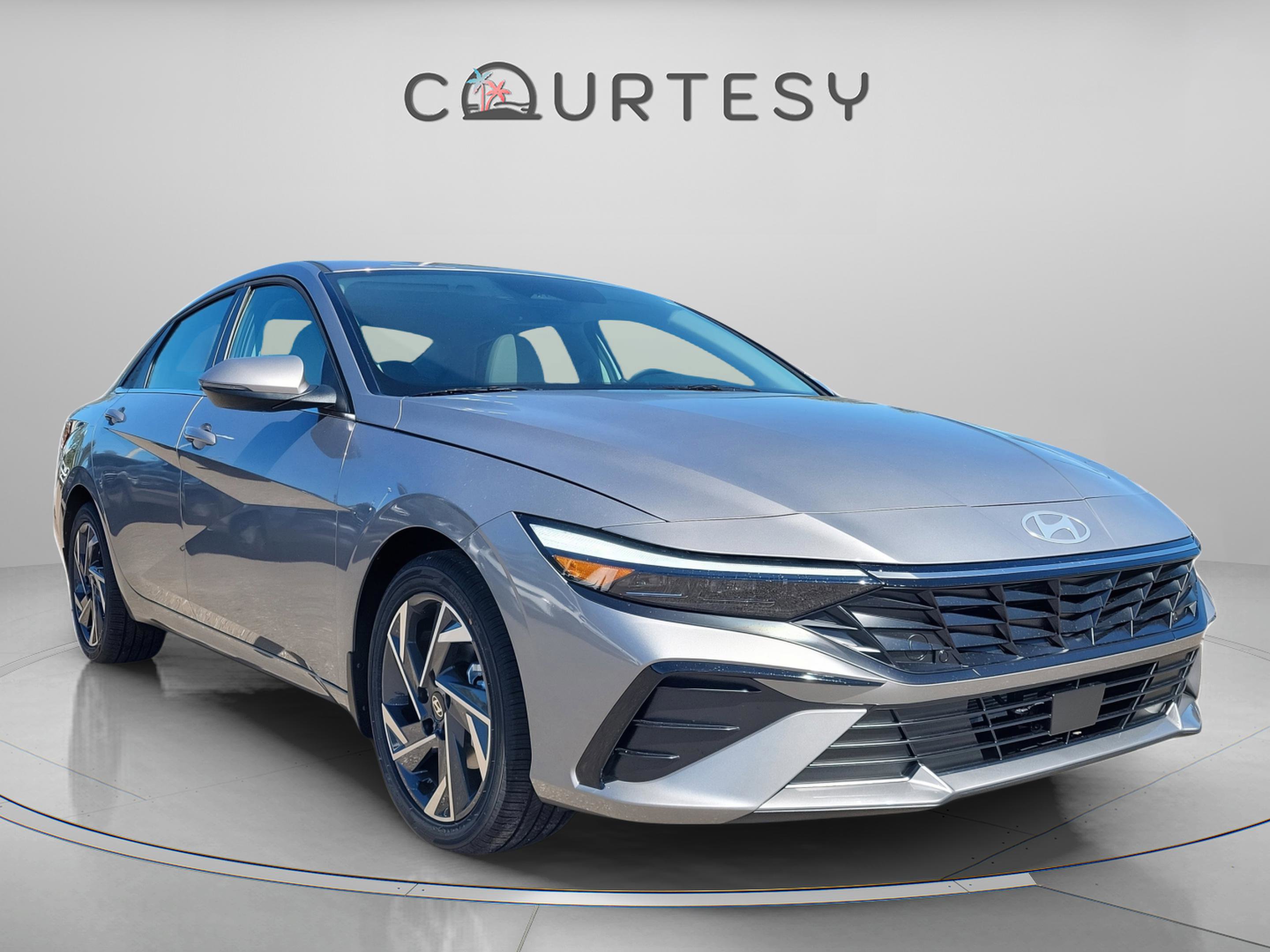 New 2026 Hyundai Elantra Limited image 4