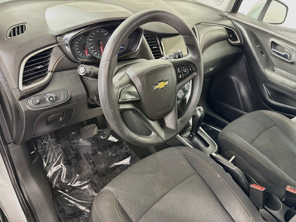 Used 2019 Chevrolet Trax LS FWD image 20