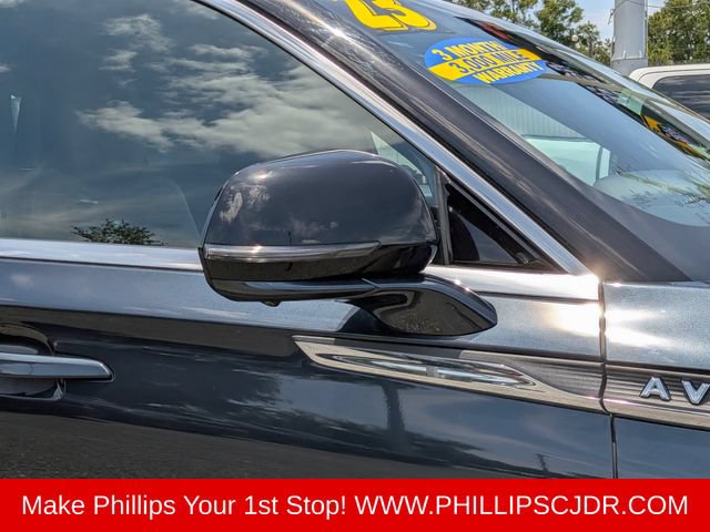 Used 2023 Lincoln Aviator Reserve w/ Equipment Group 201A RWD image 11