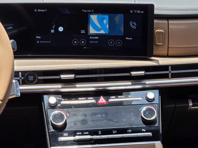 Used 2025 Hyundai Santa Fe Limited FWD image 14