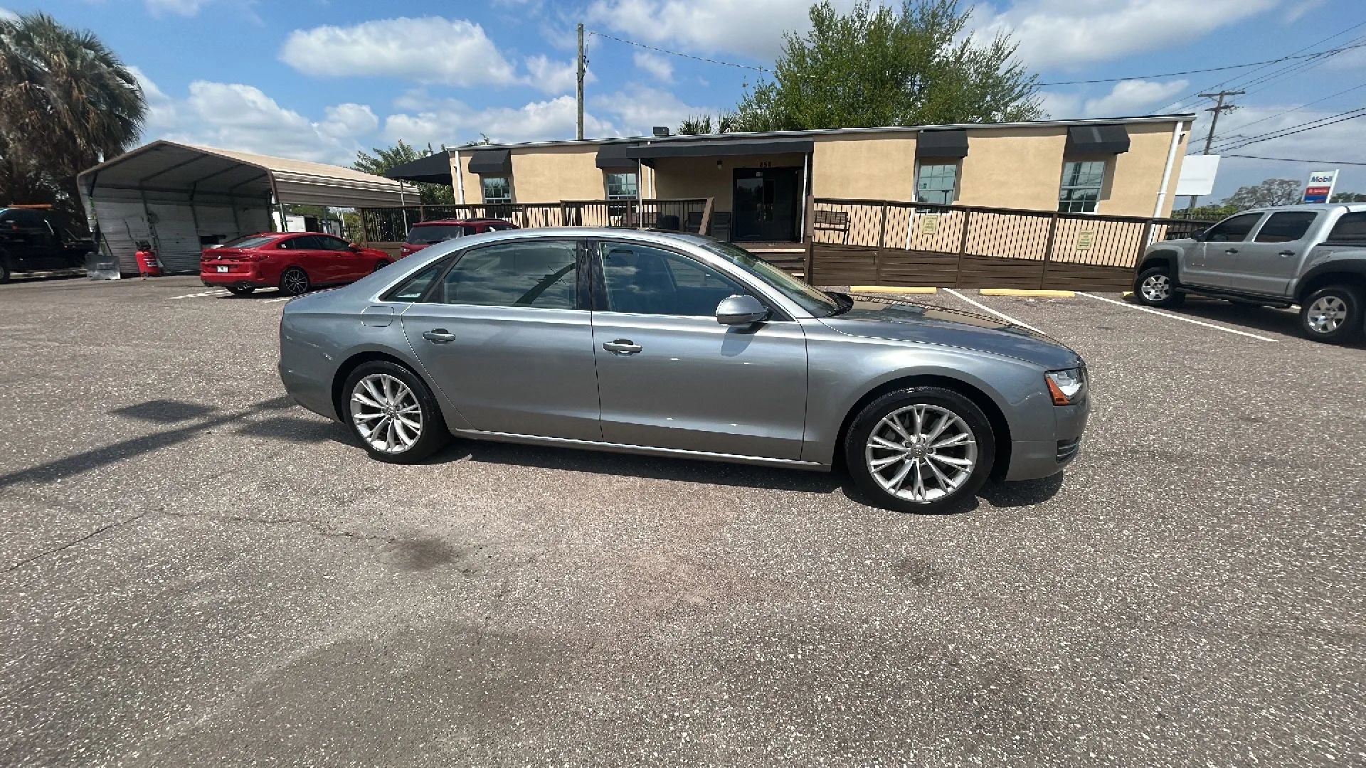 Used 2012 Audi A8 L 4.2 image 3