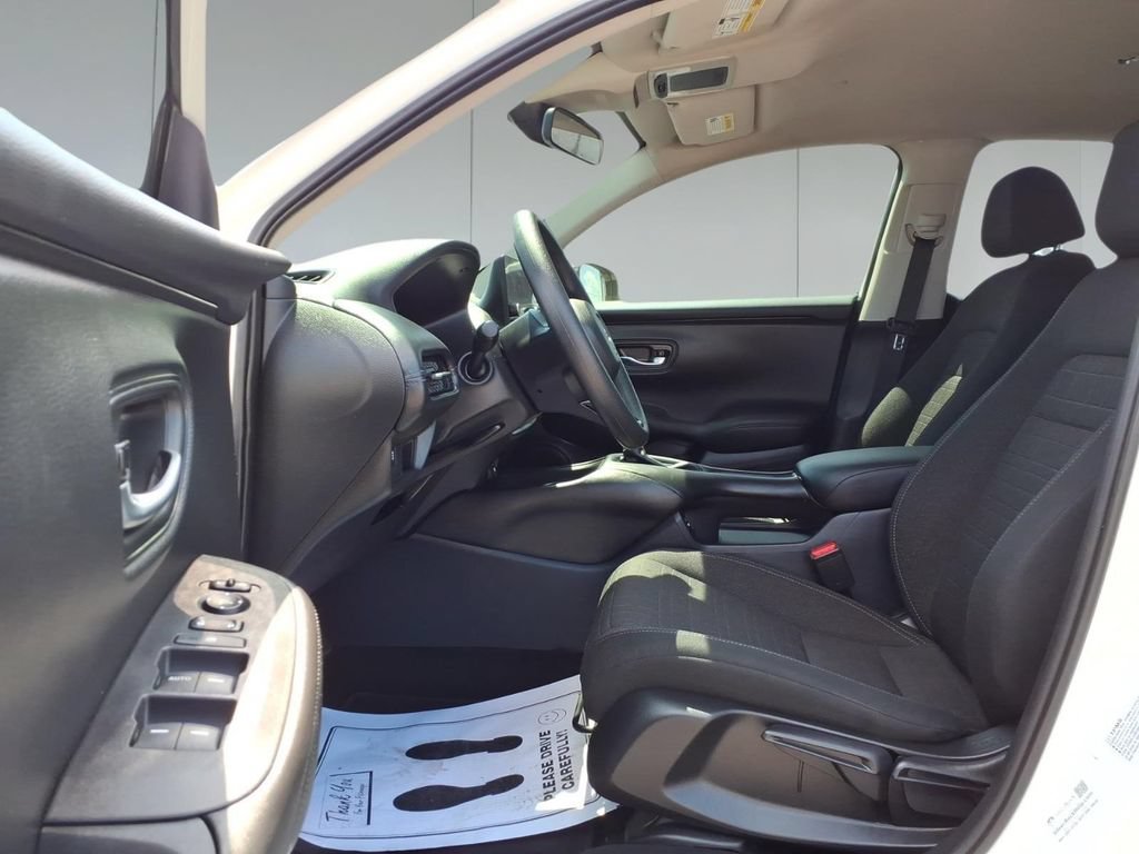 Used 2024 Honda HR-V LX image 15
