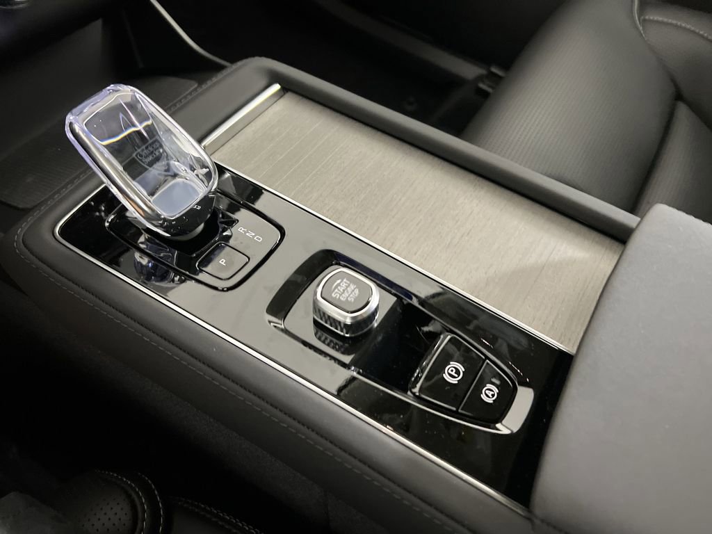 New 2026 Volvo XC90 B6 Ultra image 20