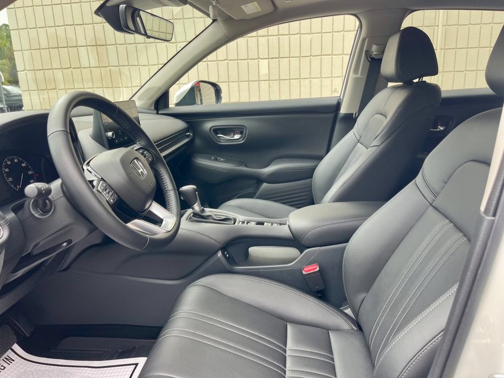 Used 2026 Honda HR-V EX-L image 10