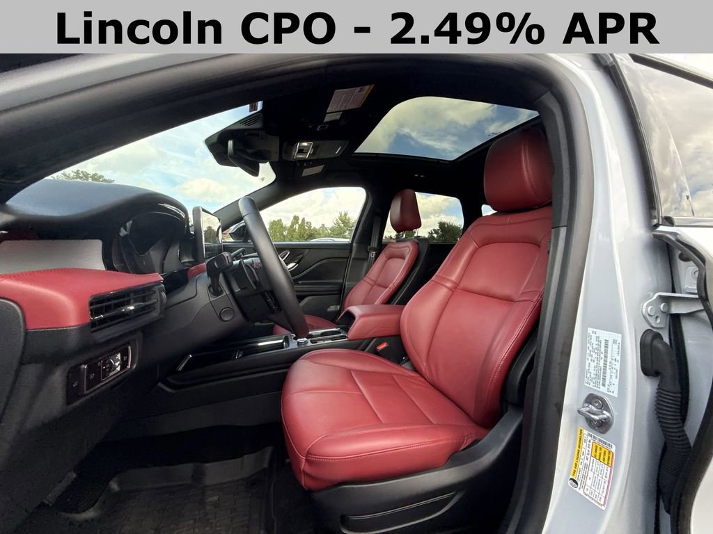 Used 2025 Lincoln Corsair Reserve w/ Equipment Group 202A image 13