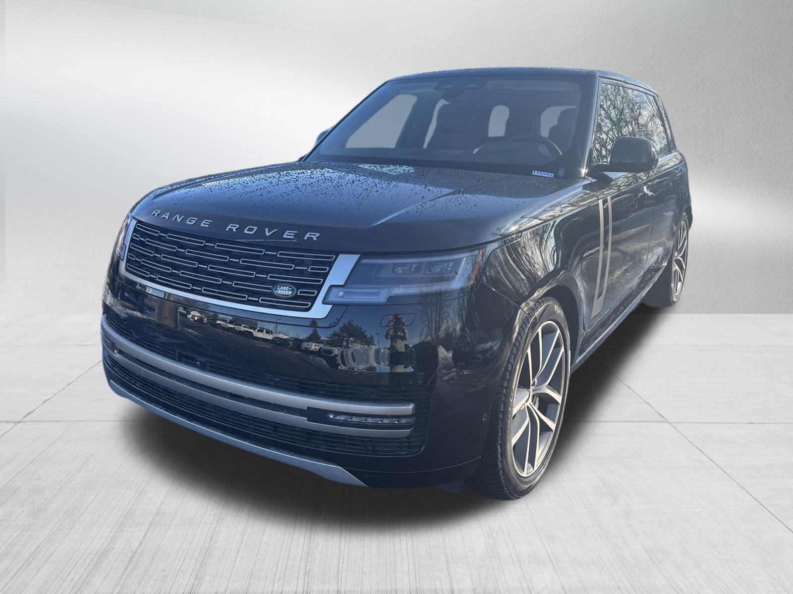 New 2026 Land Rover Range Rover Long Wheelbase SE