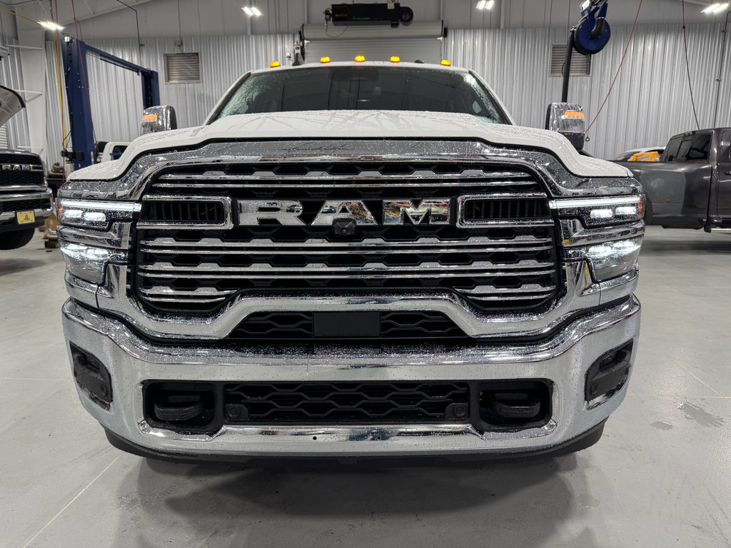 New 2025 RAM 3500 Limited image 21
