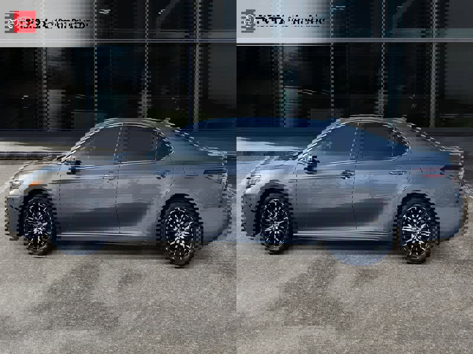 Used 2024 Toyota Camry SE image 7