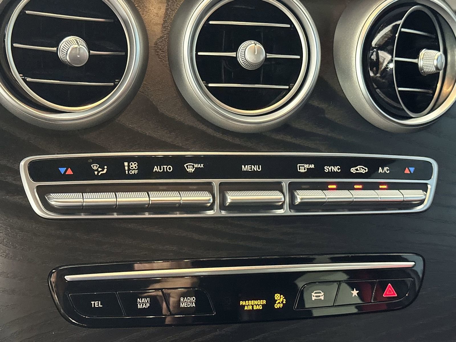 Used 2021 Mercedes-Benz GLC 43 AMG 4MATIC image 19