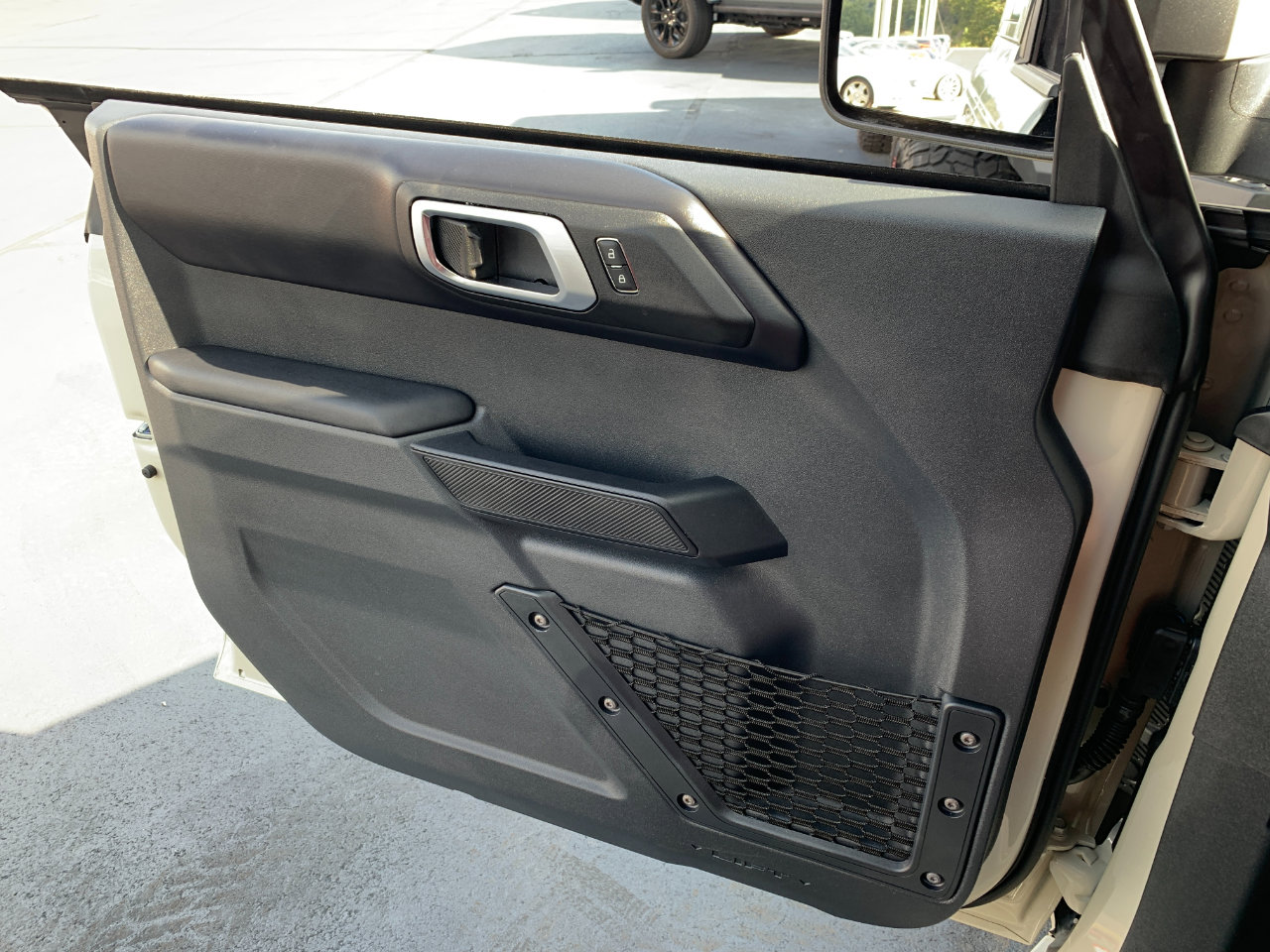 Used 2025 Ford Bronco Outer Banks w/ Sasquatch Package image 40