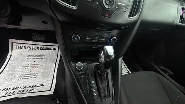 Used 2016 Ford Focus SE w/ SE Cold Weather Package FWD image 21