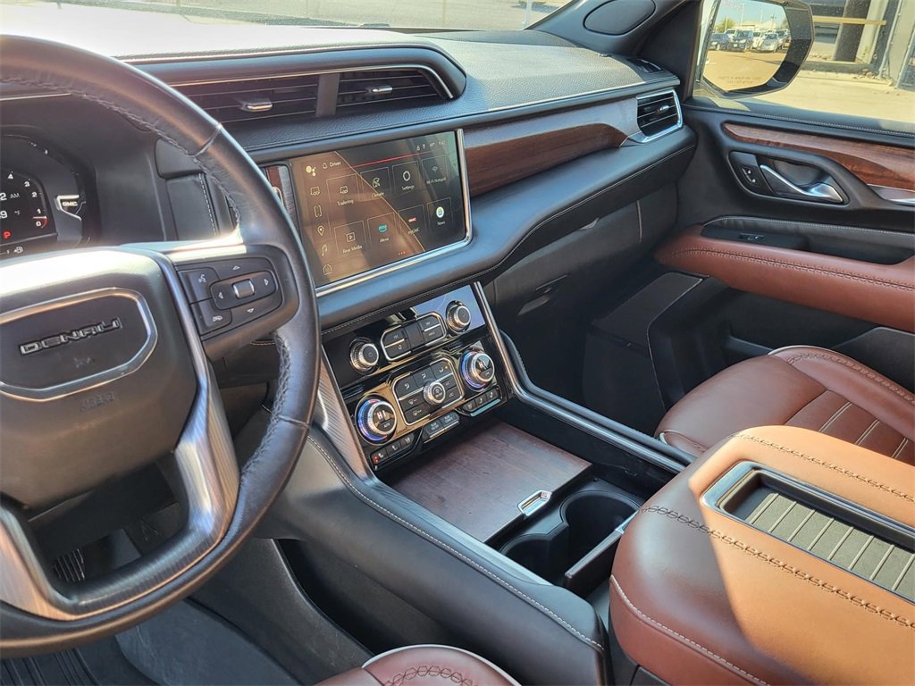 Used 2023 GMC Yukon XL Denali Ultimate image 26