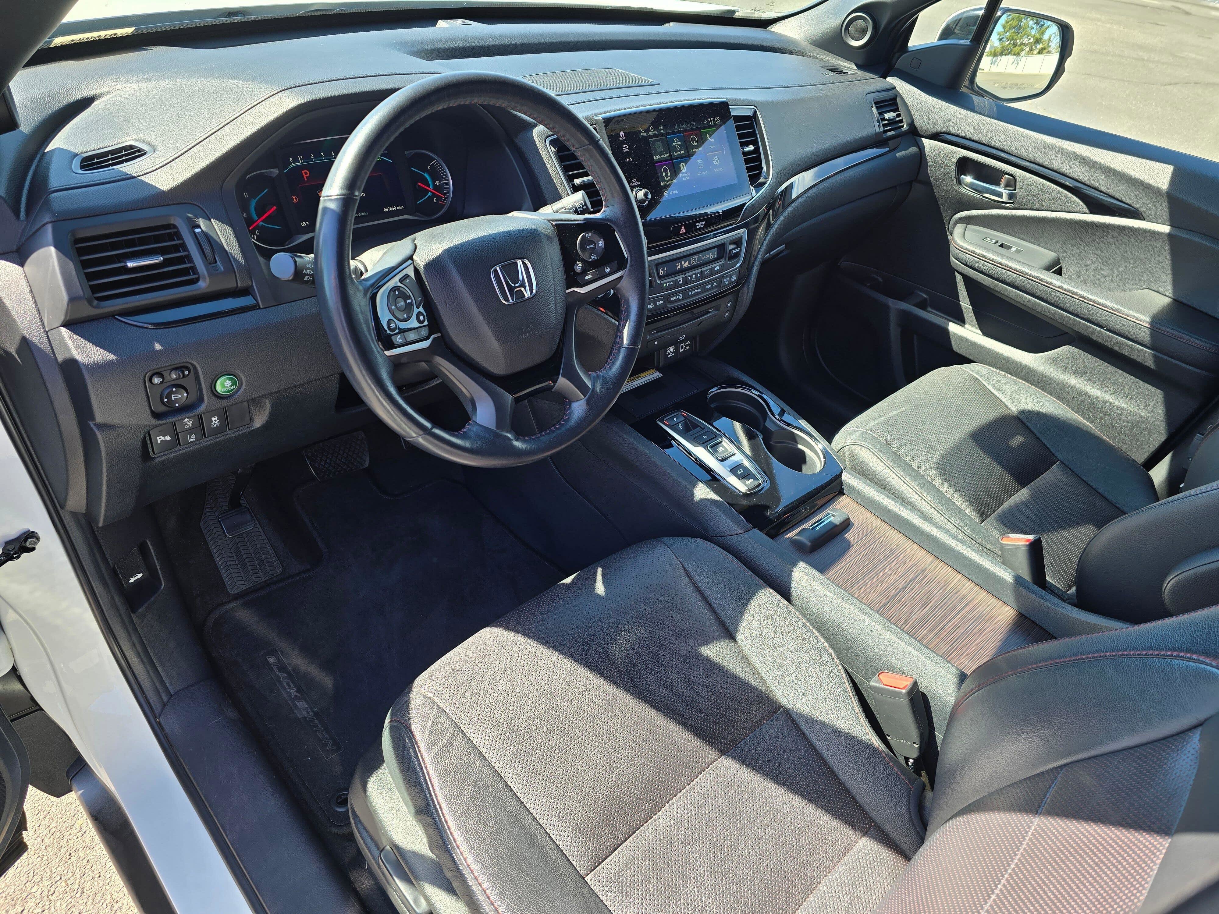 Used 2021 Honda Pilot Black Edition image 2