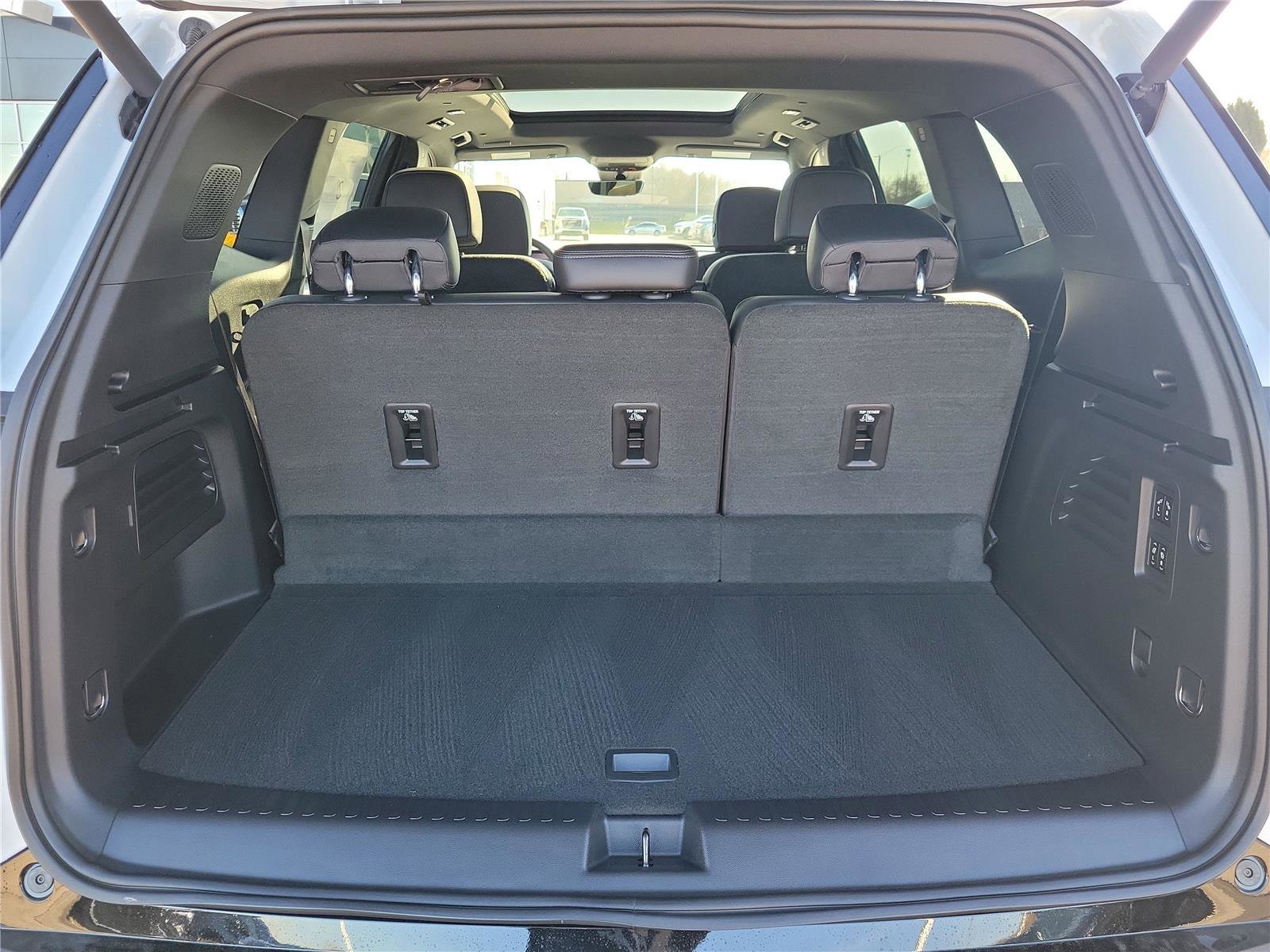 New 2026 Buick Enclave Sport Touring w/ Power Package image 7