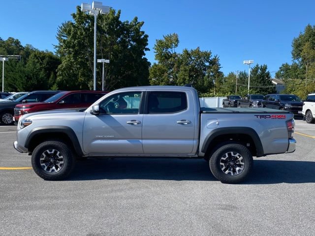 Used 2021 Toyota Tacoma TRD Off-Road AWD/4WD image 2