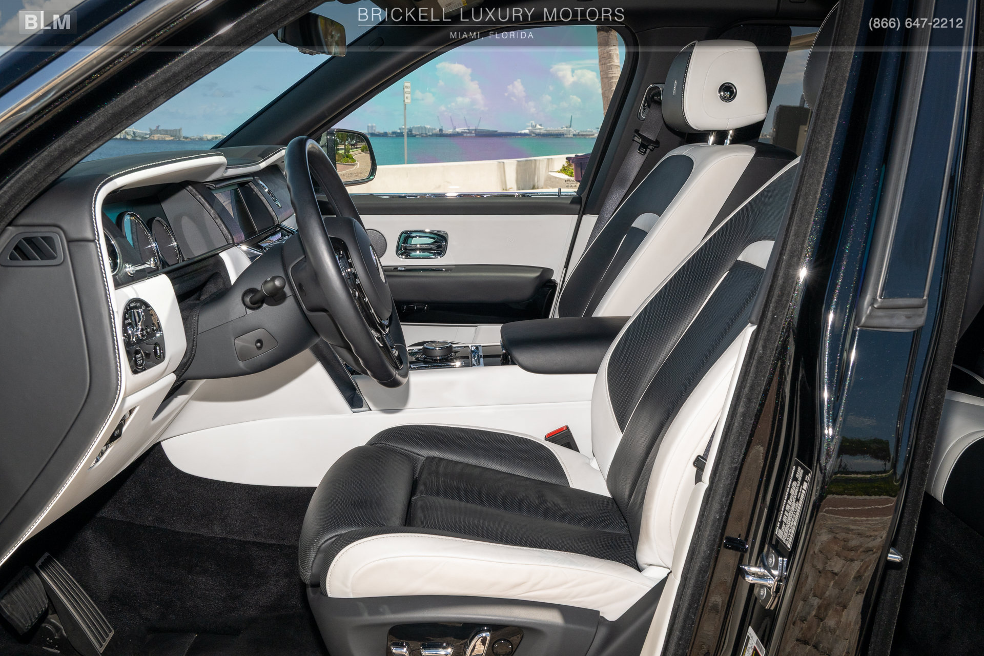 Used 2022 Rolls-Royce Cullinan AWD/4WD image 26
