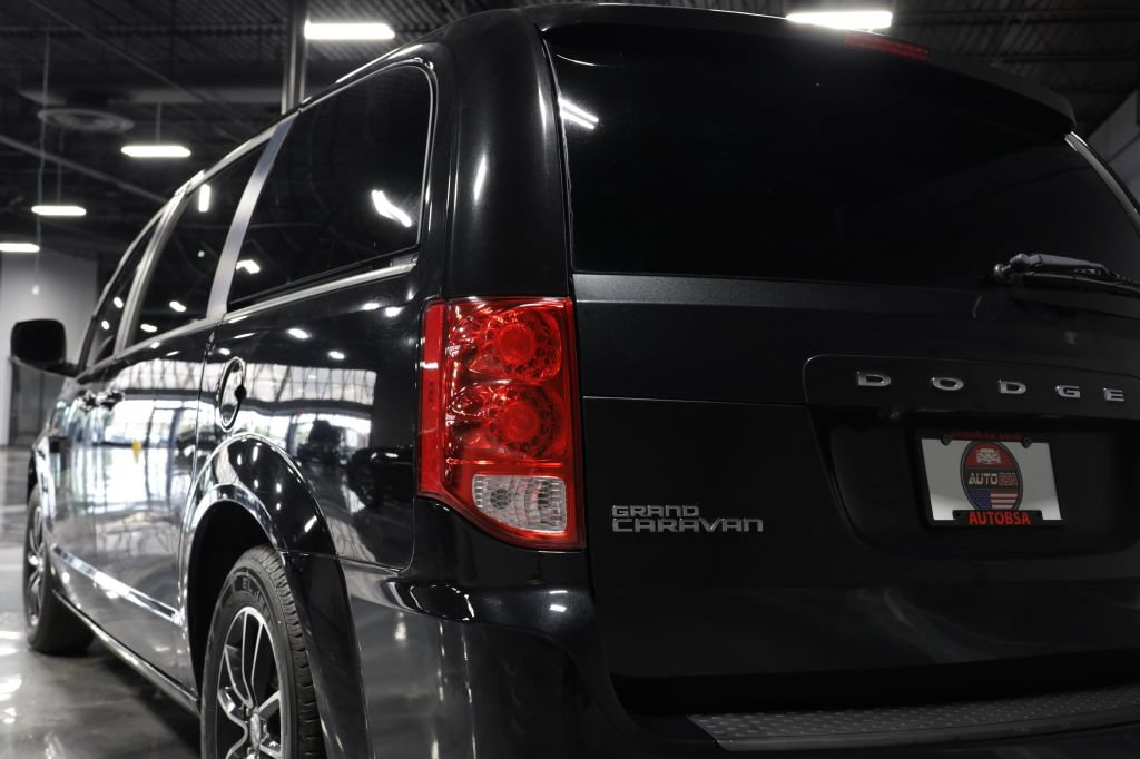 Used 2018 Dodge Grand Caravan SE FWD image 28