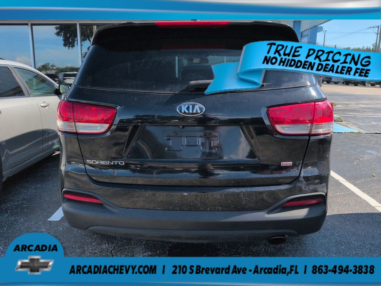 Used 2017 Kia Sorento FWD image 4