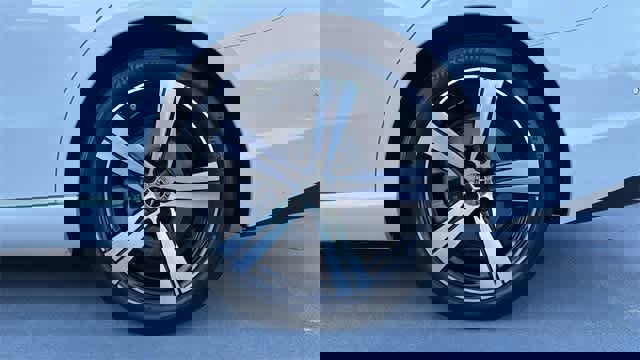 Certified 2025 Mercedes-Benz C 300 4MATIC Sedan image 8