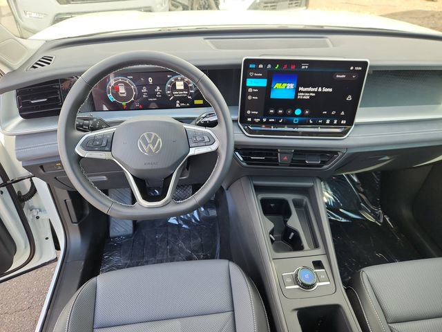 New 2026 Volkswagen Tiguan SE image 9