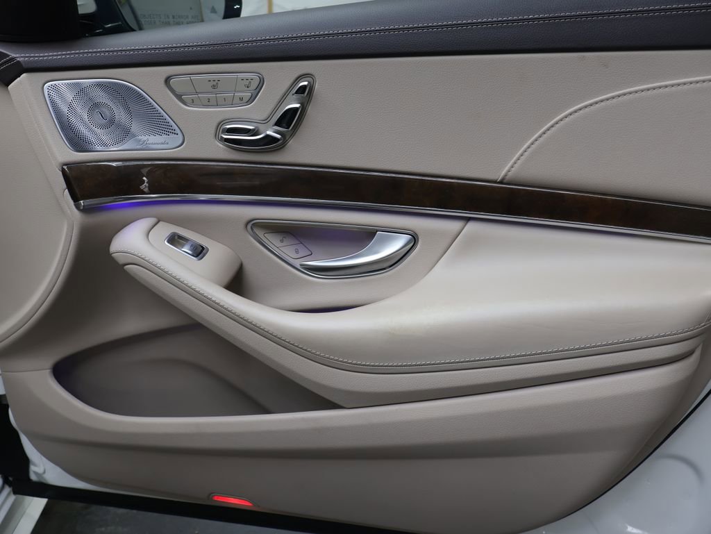 Used 2016 Mercedes-Benz S 550 4MATIC Sedan w/ Sport Package image 13