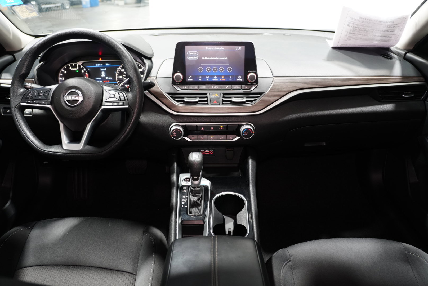 Used 2024 Nissan Altima 2.5 SV image 10