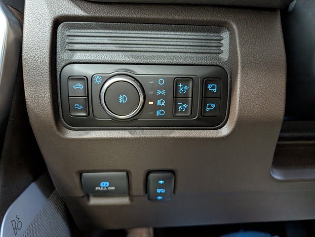 Used 2025 Ford F450 King Ranch w/ Camper Package AWD/4WD image 25
