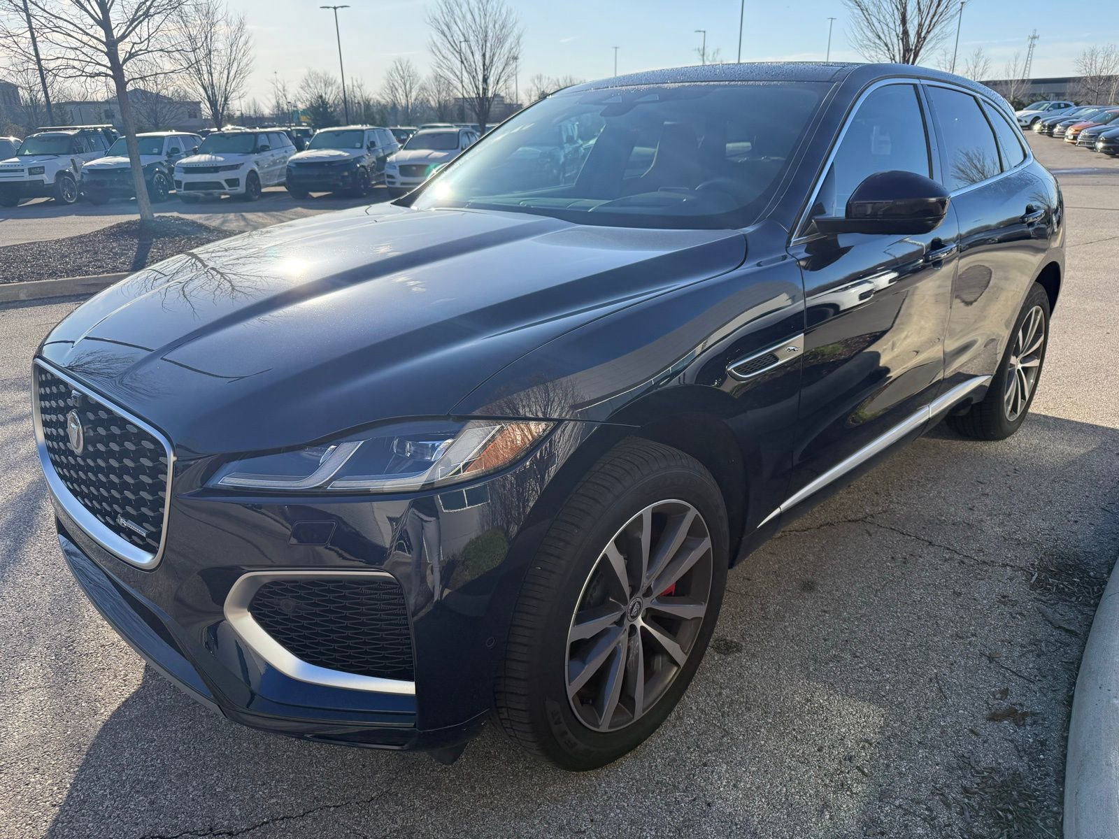 Used 2025 Jaguar F-PACE R-Dynamic S image 1
