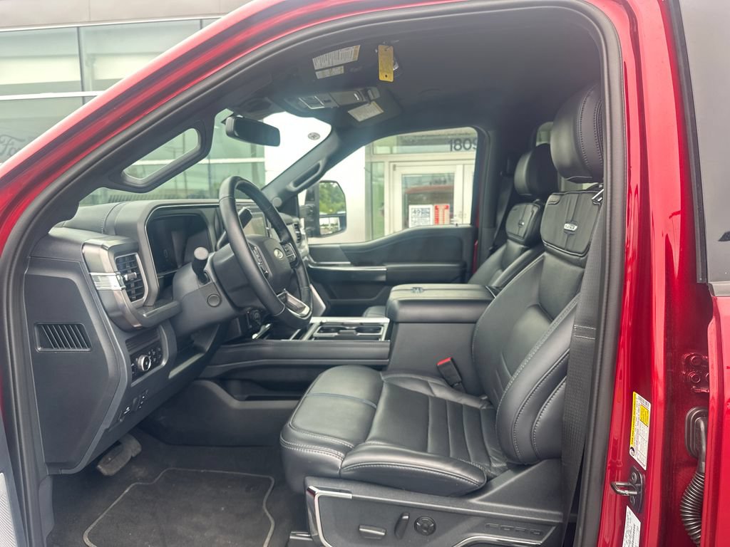 Used 2025 Ford F350 Platinum w/ Tremor Off-Road Package AWD/4WD image 9