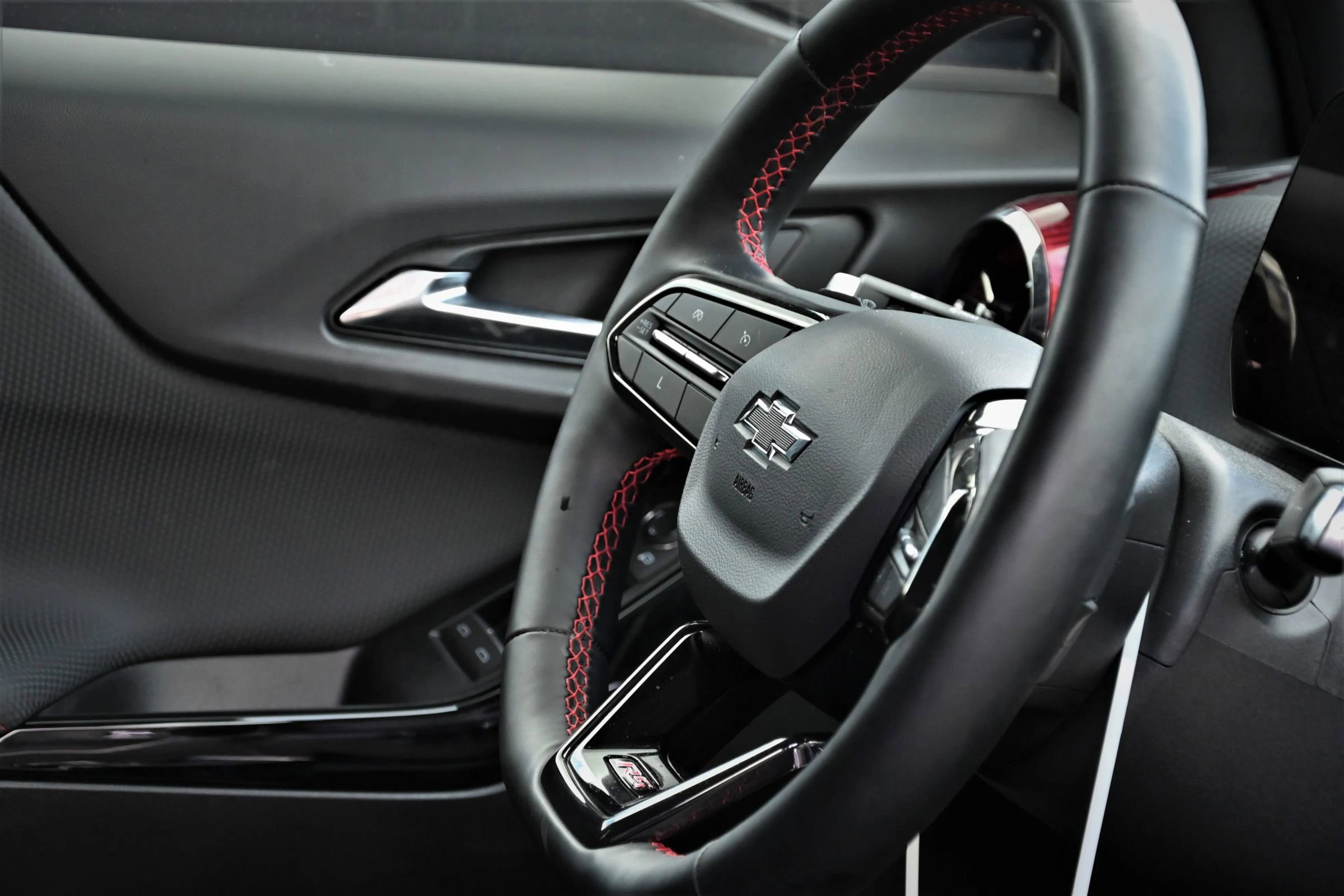Used 2025 Chevrolet Equinox RS FWD image 10