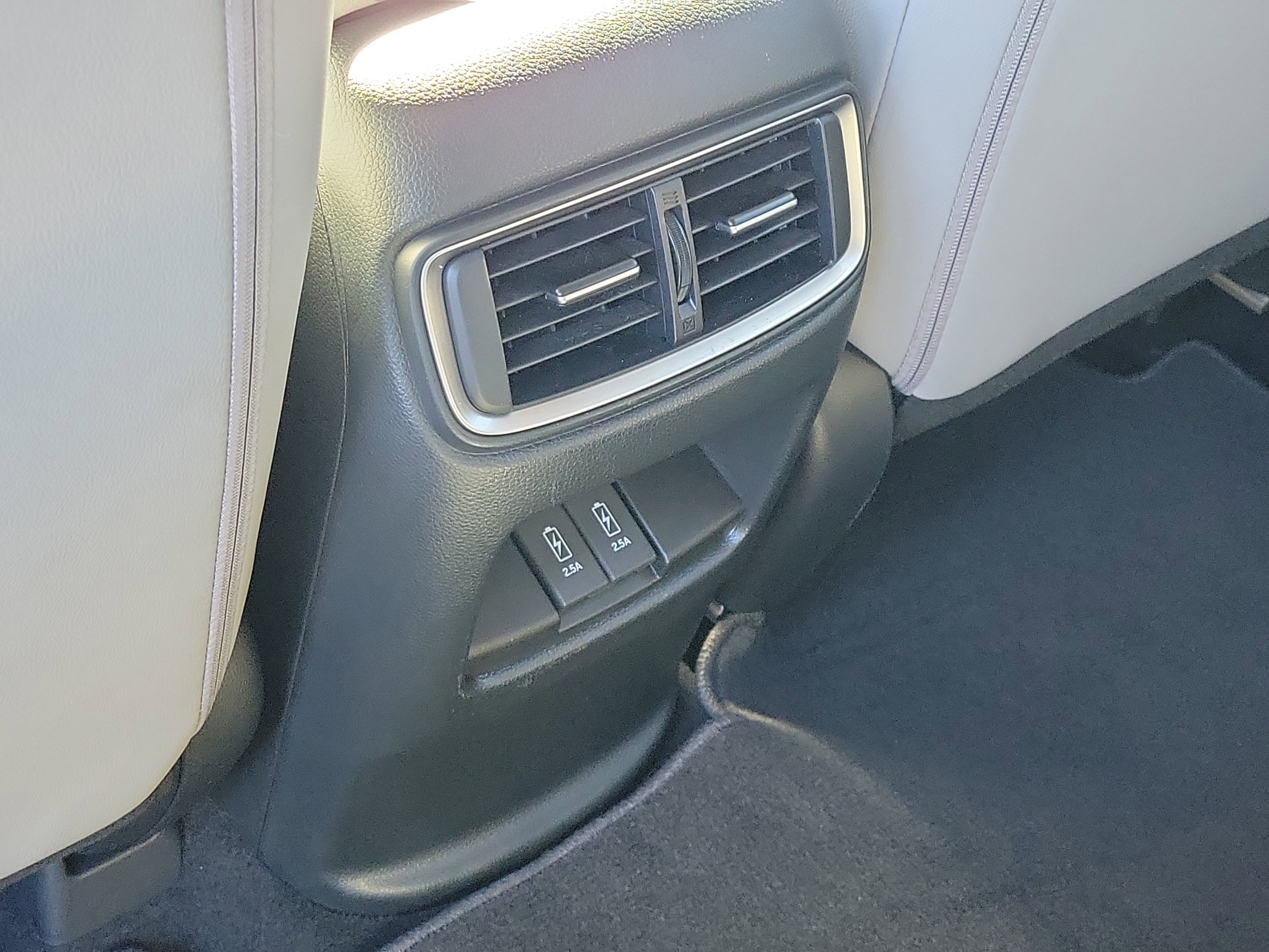 Used 2022 Honda CR-V Touring image 15
