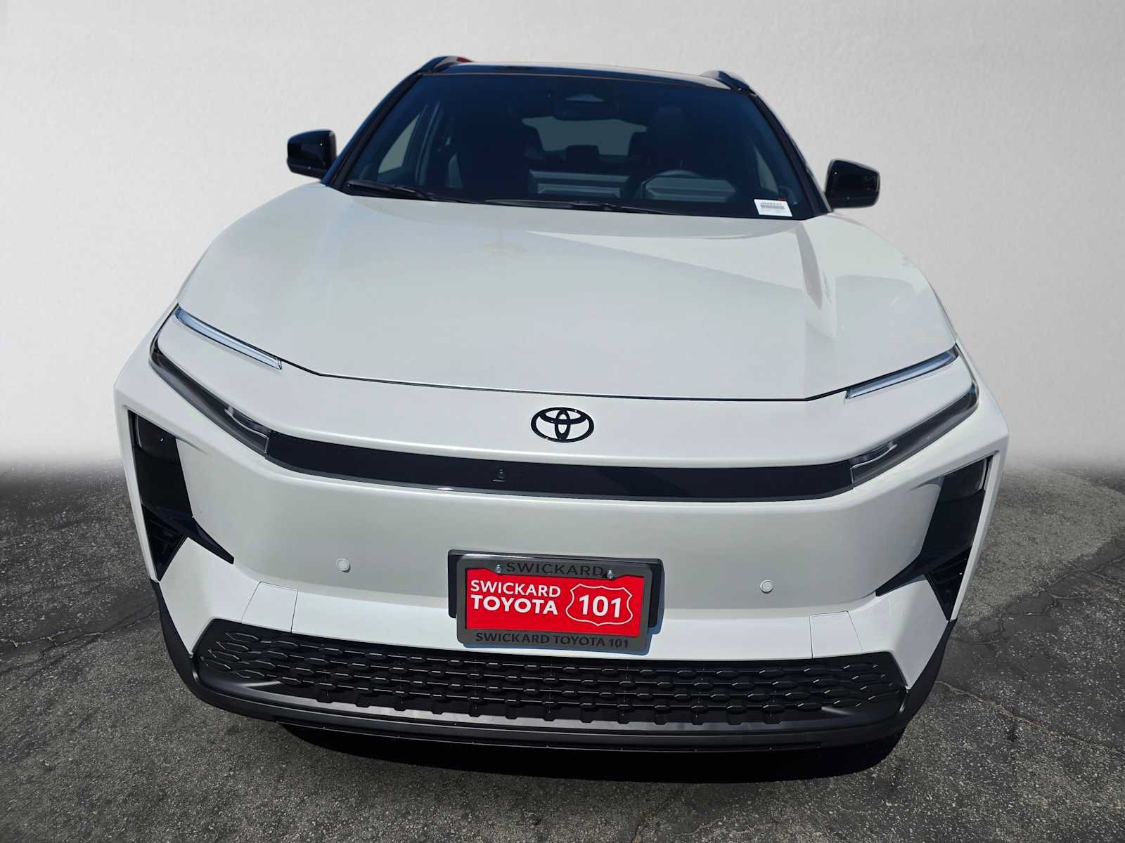 New 2027 Toyota C-HR w/ ALL Weather Mat Package (TMS) AWD/4WD image 8