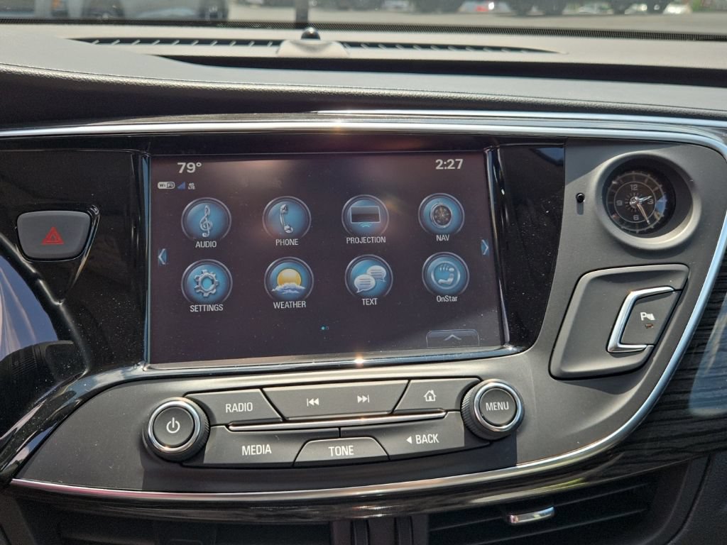 Certified 2017 Buick Envision Essence FWD image 20
