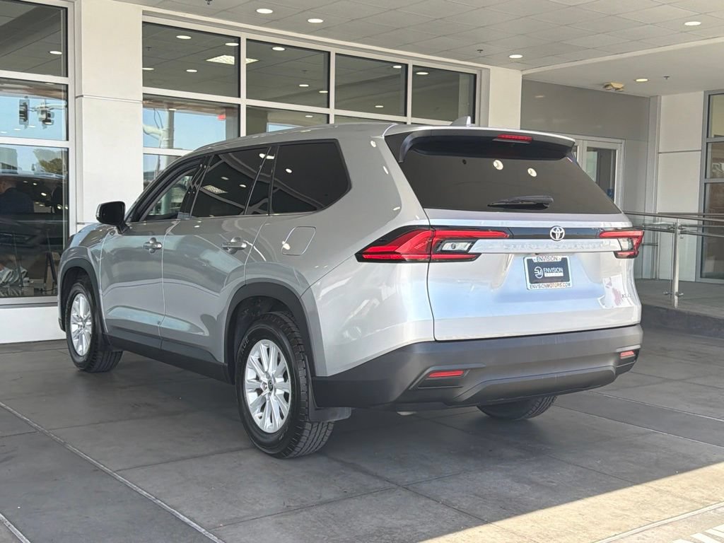 Certified 2024 Toyota Grand Highlander FWD image 10
