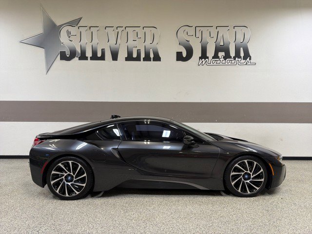 Used 2015 BMW i8 image 22