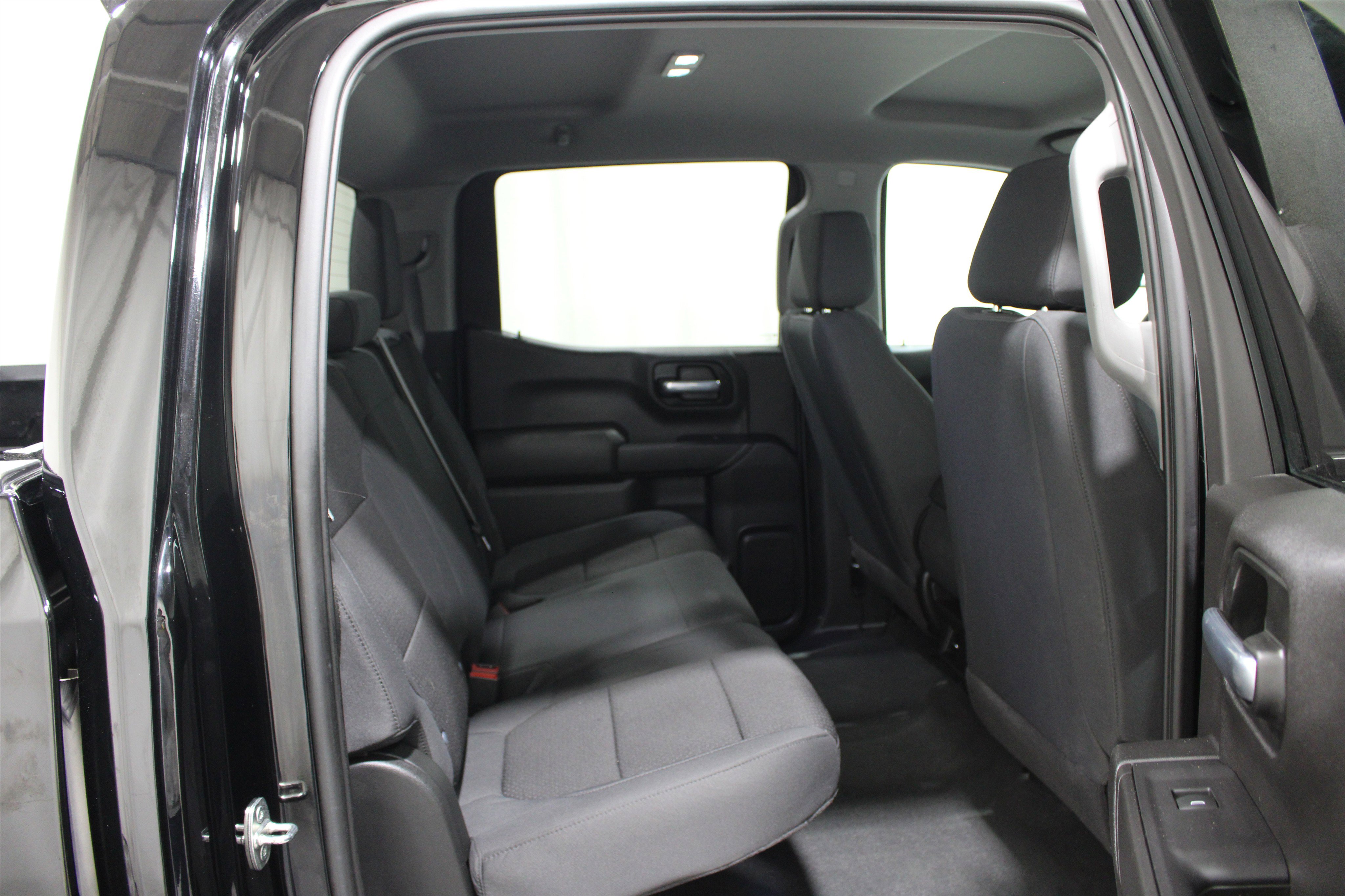 Used 2021 Chevrolet Silverado 1500 Custom AWD/4WD image 19