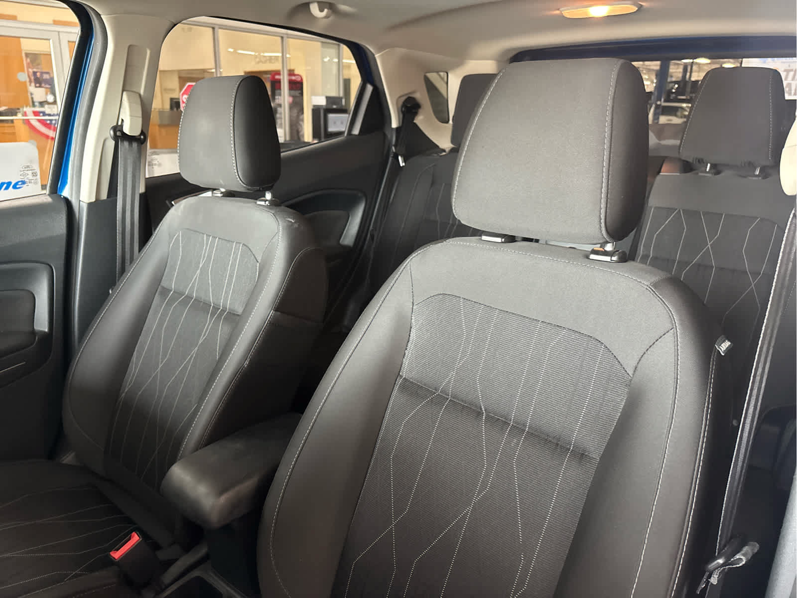 Used 2018 Ford EcoSport SE w/ SE Convenience Package AWD/4WD image 28