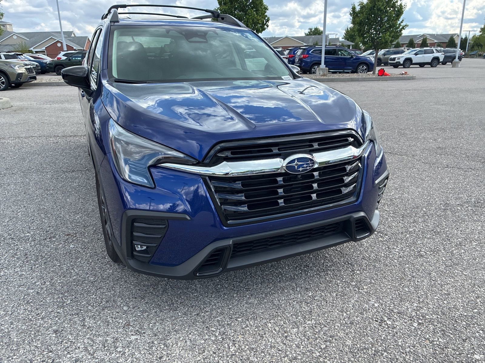 Used 2026 Subaru Ascent Limited AWD/4WD image 8