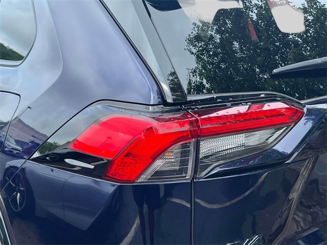 Used 2023 Toyota RAV4 SE image 13