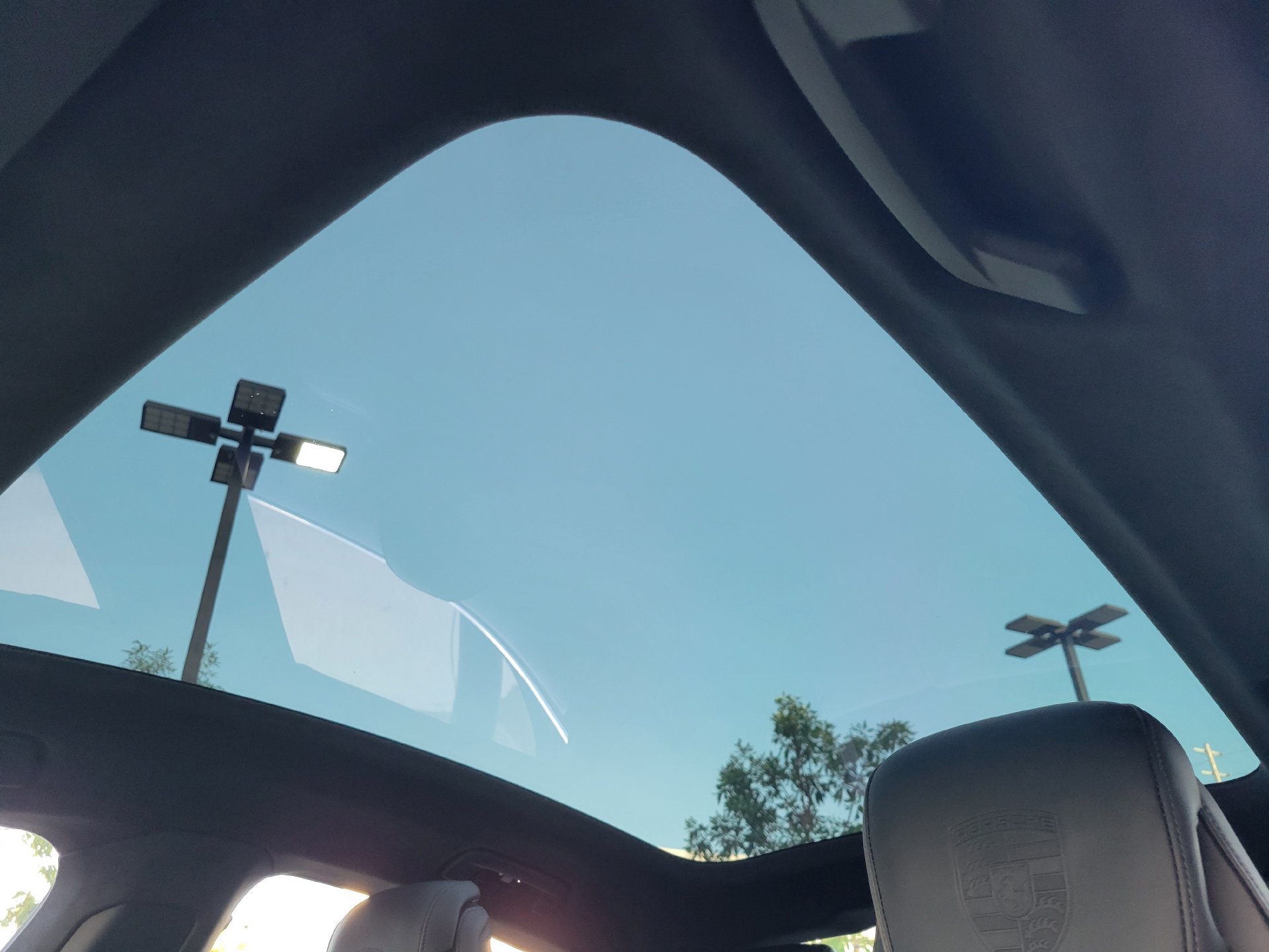 Certified 2022 Porsche Taycan Turbo AWD/4WD image 25