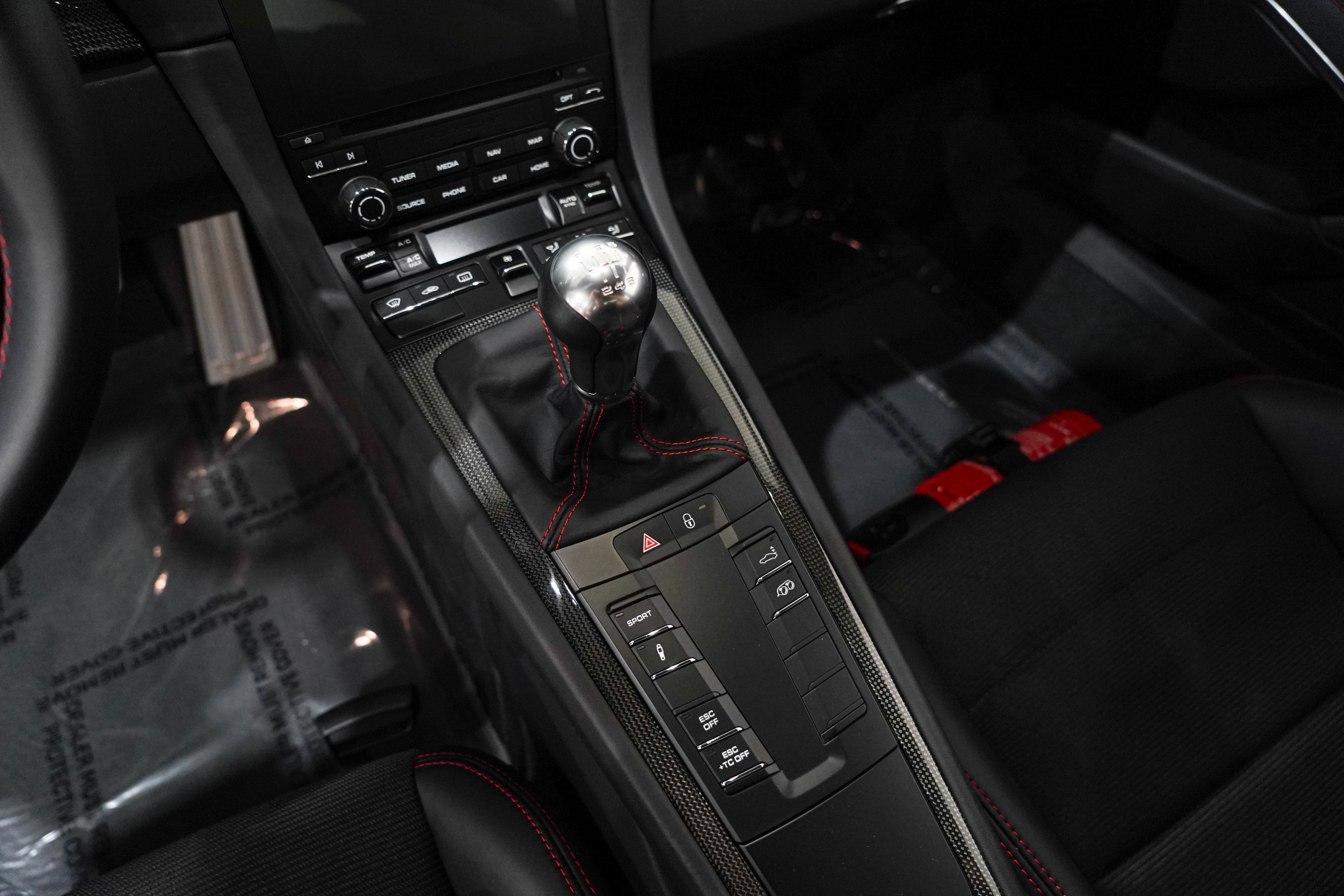 Used 2018 Porsche 911 GT3 RWD image 12