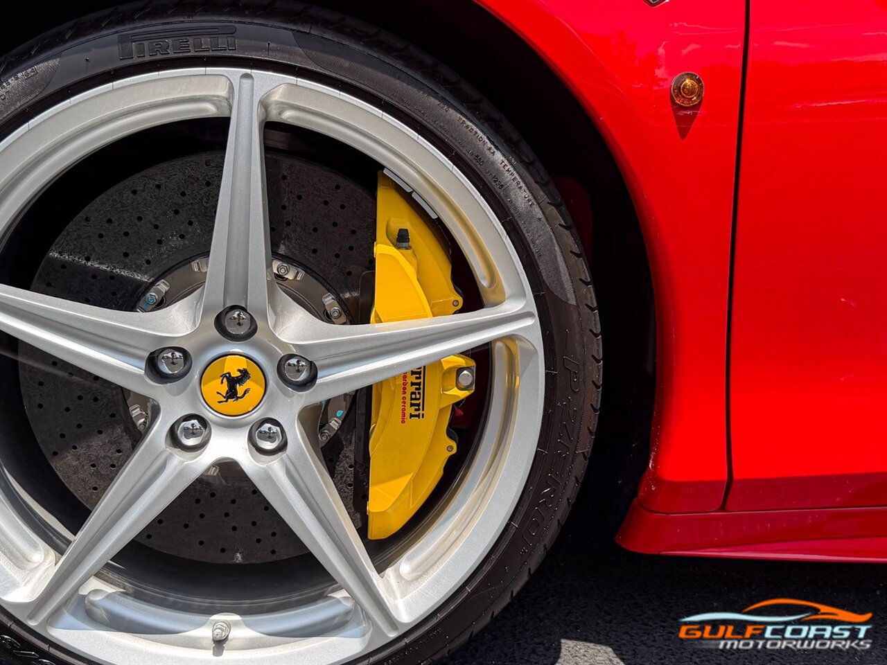 Used 2012 Ferrari 458 Spider RWD image 42